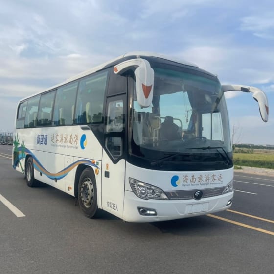 2019 yutong bus for tourism with yuchai engine and airbag chassis
