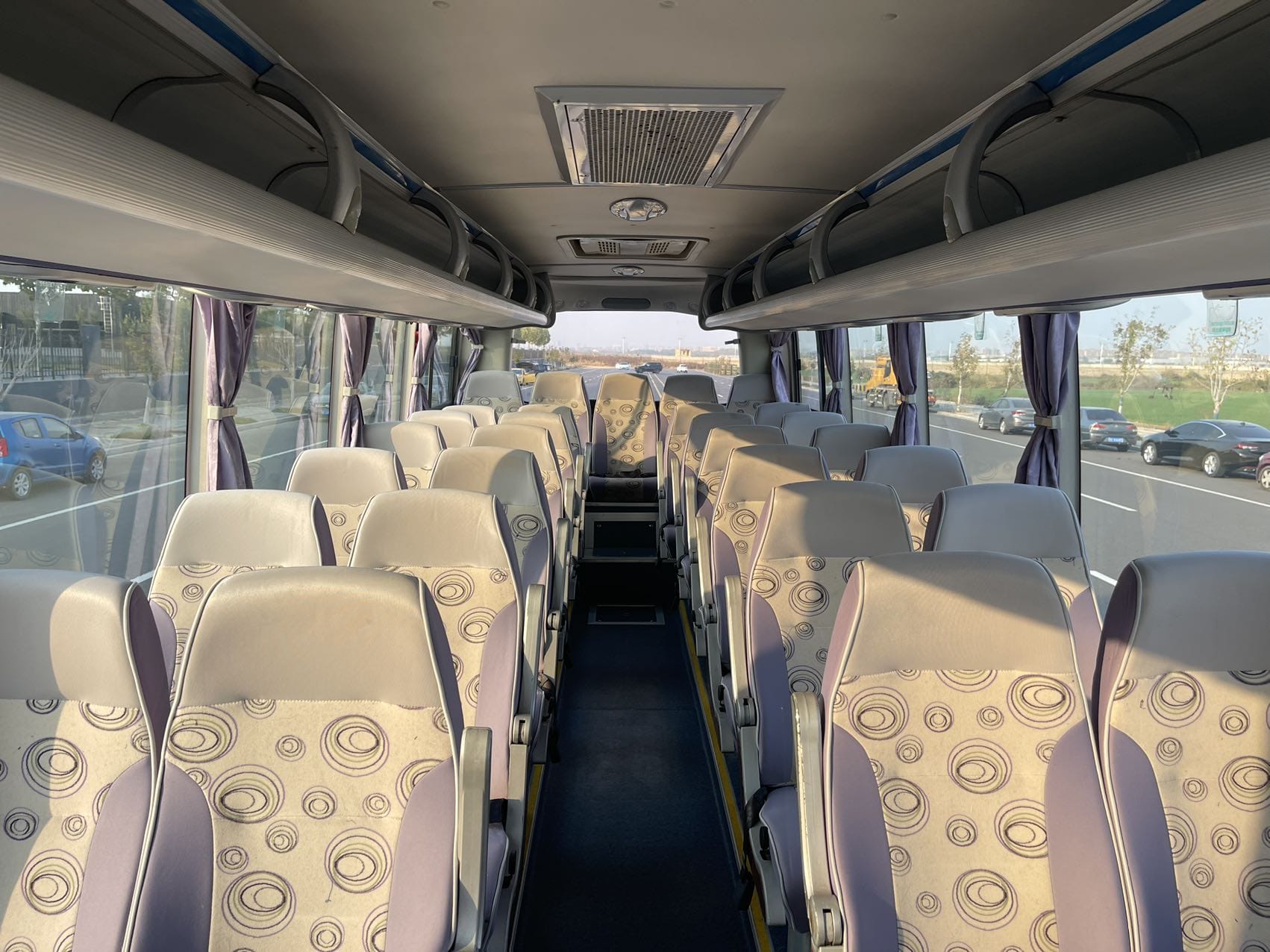 2013 8m yutong 31 seats used coach bus with airbag chassis and Euro 4 emission