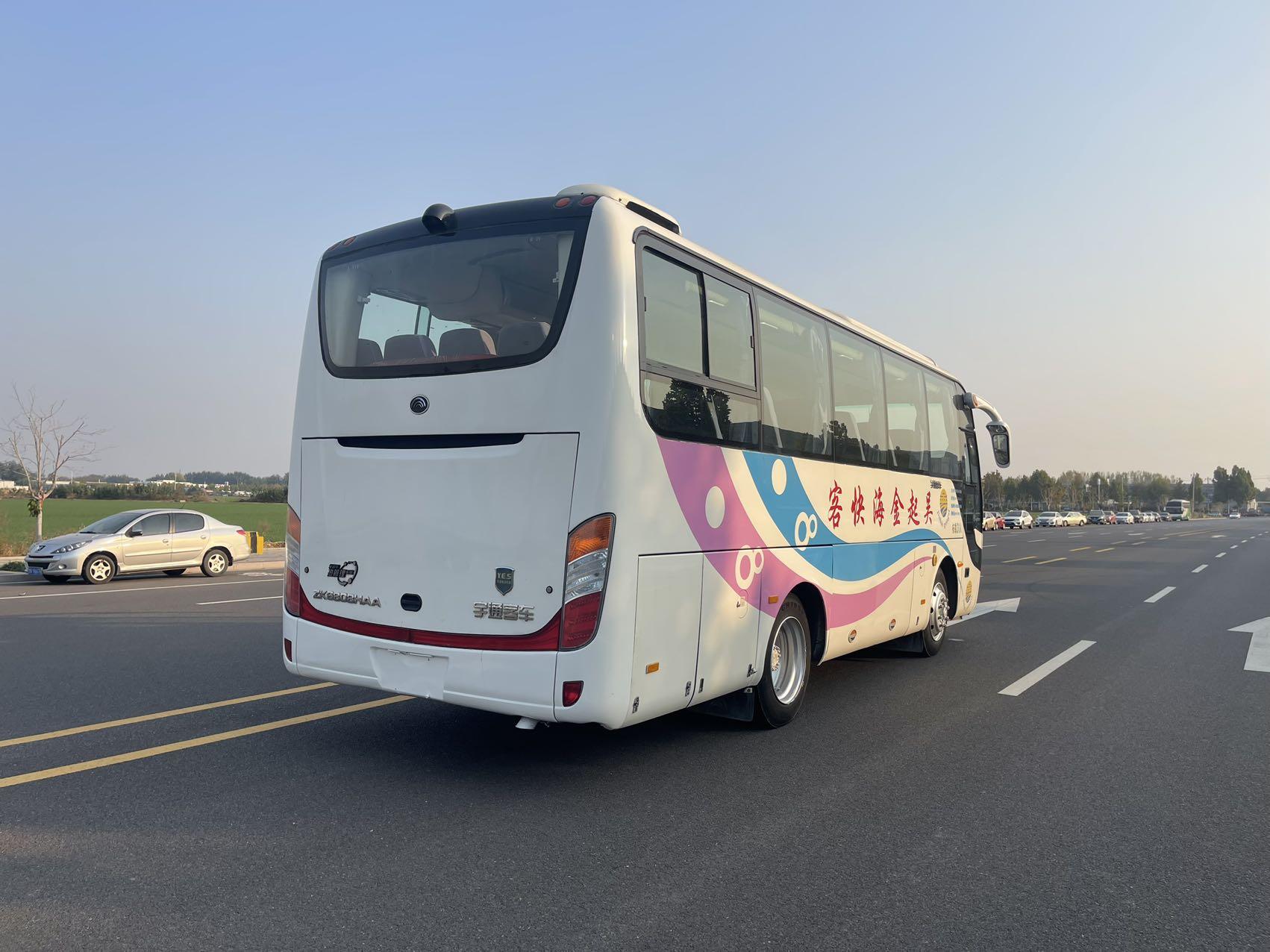 2013 8m yutong 31 seats used coach bus with airbag chassis and Euro 4 emission