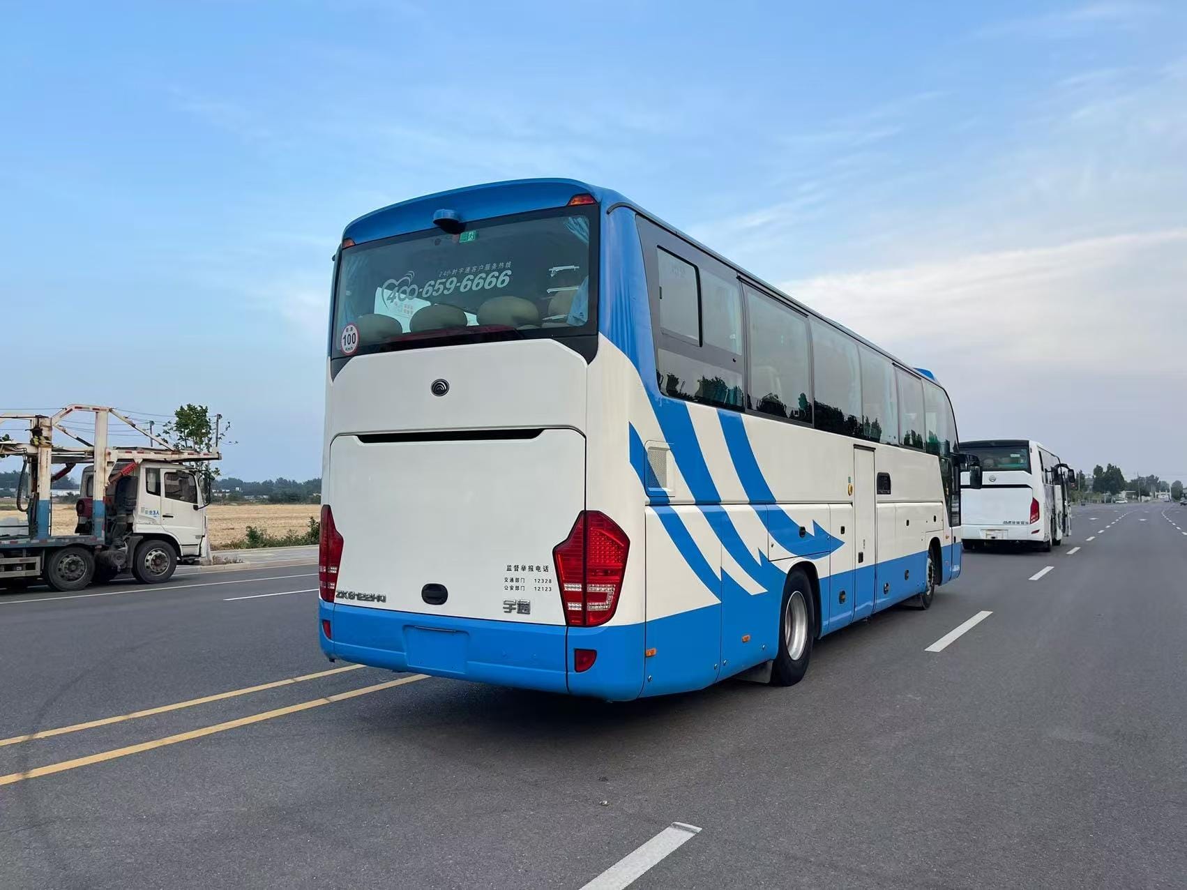 Luxury City Bus 33 seats with WC